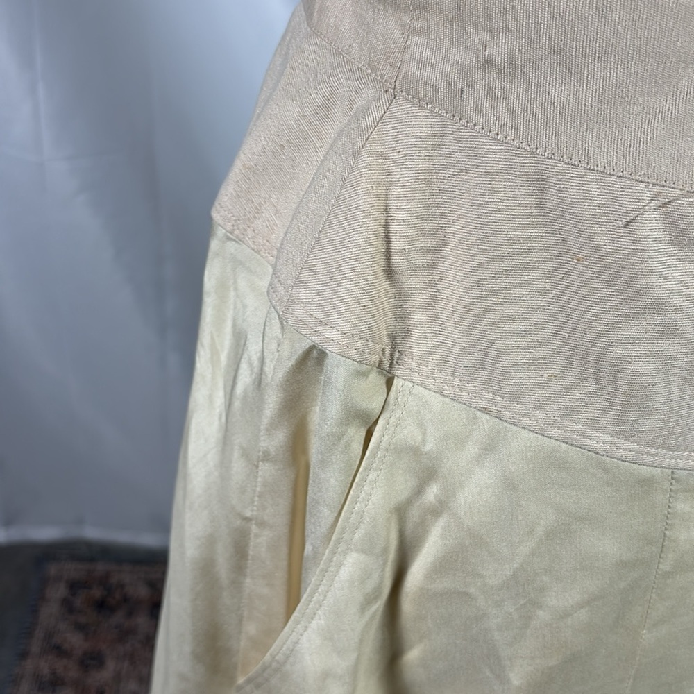 Vintage Cream Pleated Skirt - Picture 2 of 5